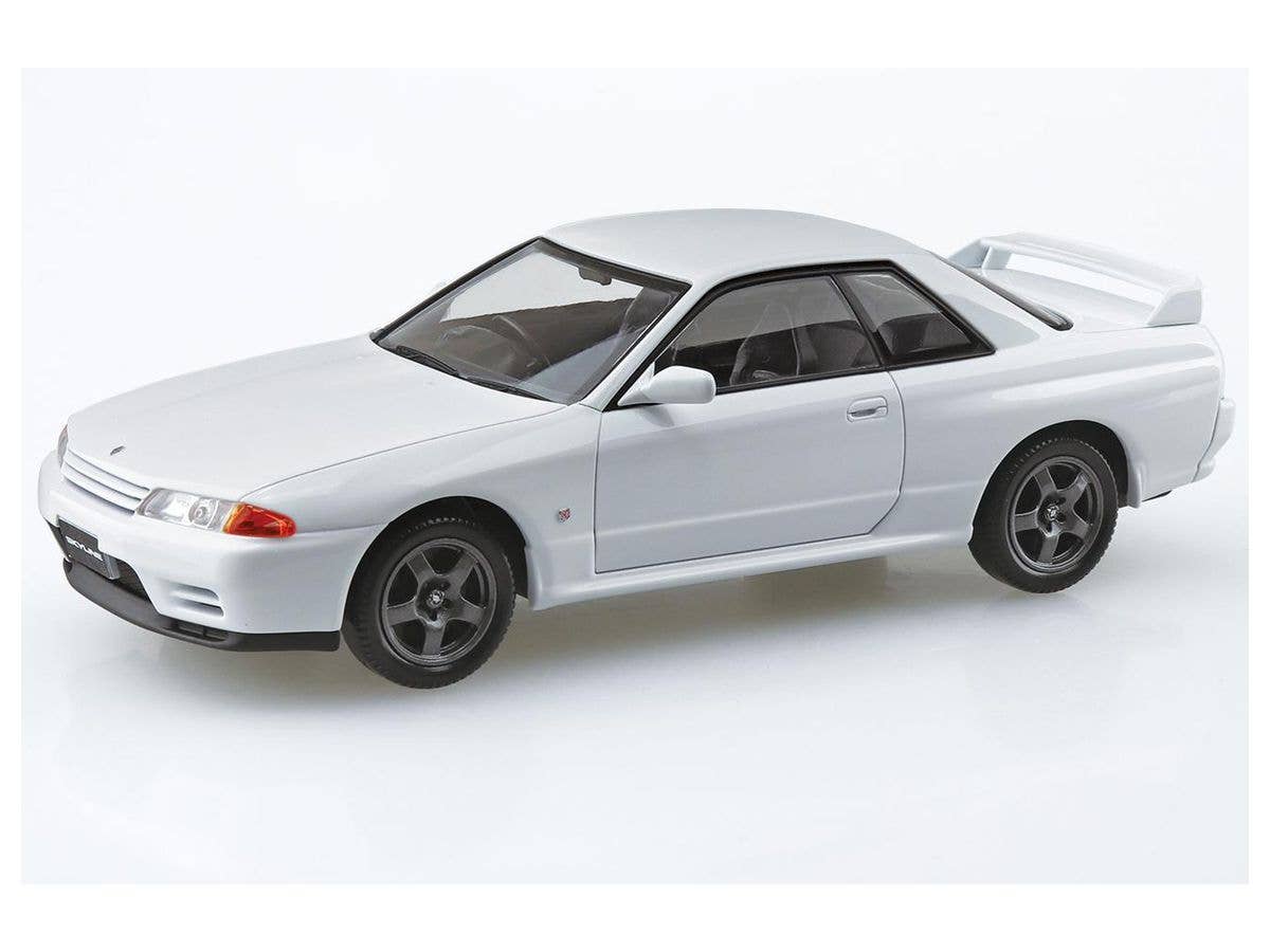 Aoshima 1/32 SNAP KIT #14-B Nissan R32 Skyline GT-R (Crystal White) | 4905083063545