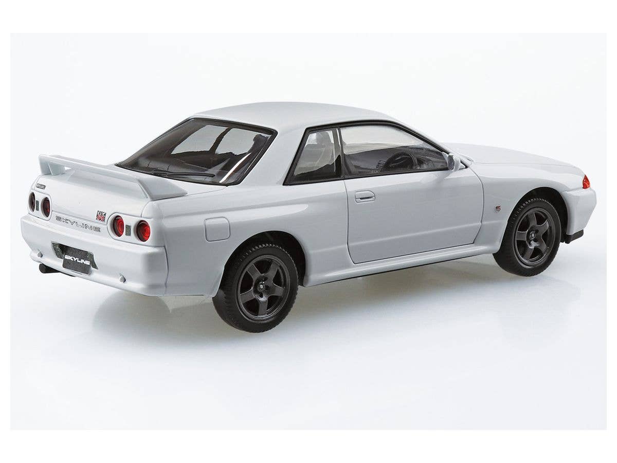 Aoshima 1/32 SNAP KIT #14-B Nissan R32 Skyline GT-R (Crystal White) | 4905083063545