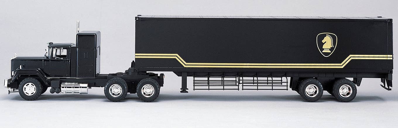 Aoshima 1/28 Knight Trailer Truck | 4905083063798