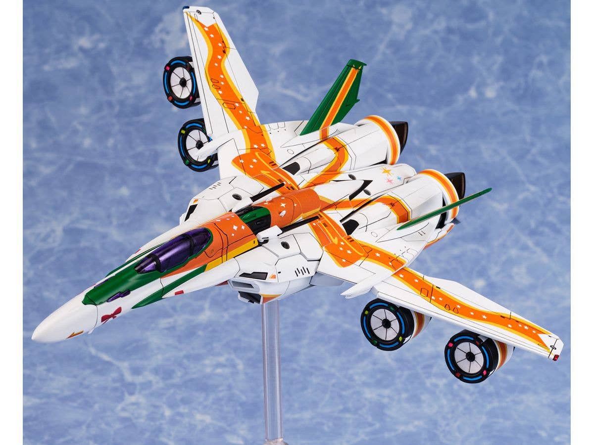 Aoshima V.F.G. Macross F VF-25F Messiah Ranka Lee Macross 40th Anniversary | 4905083064252