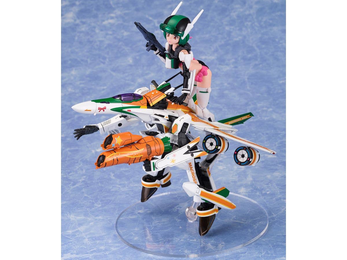 Aoshima V.F.G. Macross F VF-25F Messiah Ranka Lee Macross 40th Anniversary | 4905083064252