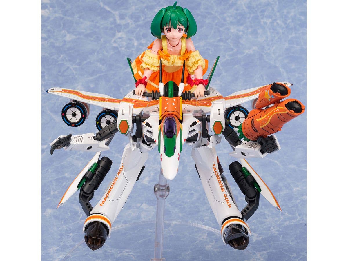 Aoshima V.F.G. Macross F VF-25F Messiah Ranka Lee Macross 40th Anniversary | 4905083064252
