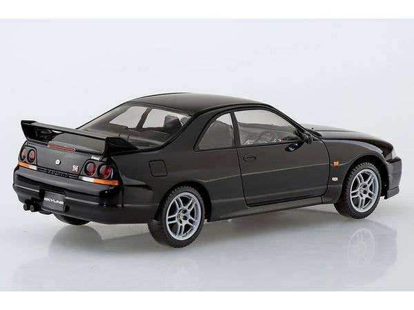 Aoshima 1/32 SNAP KIT #15-B Nissan R33 Skyline GT-R(Black) | 4905083064559