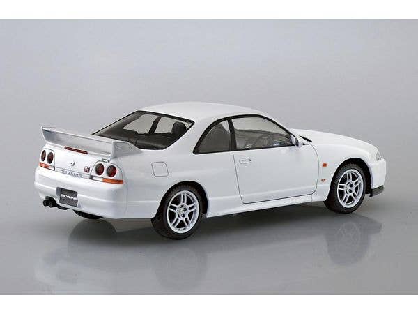 Aoshima 1/32 SNAP KIT #15-C Nissan R33 Skyline GT-R(White) | 4905083064566