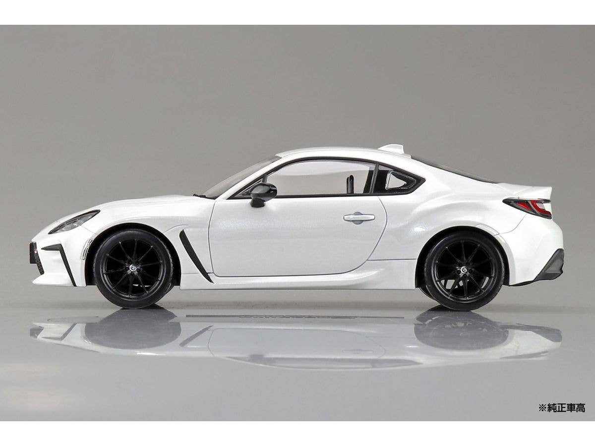 Aoshima 1/32 SNAP KIT #21-B Toyota GR 86 (Crystal White Pearl) | 4905083064603