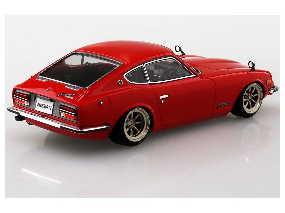 Aoshima 1/32 SNAP KIT #13-SP1 Nissan S30 Fairlady Z Custom Wheel (Red) | 4905083064740