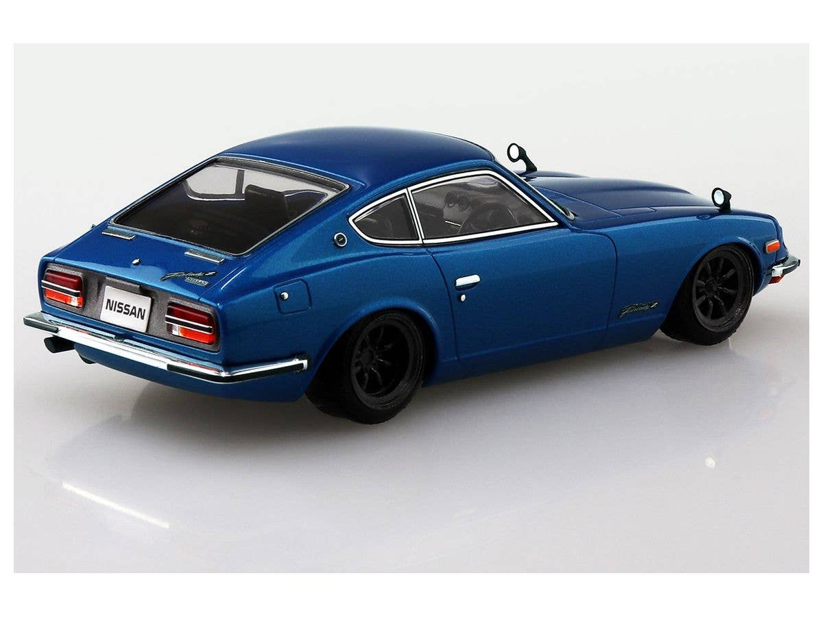 Aoshima 1/32 SNAP KIT #13-SP2 Nissan S30 Fairlady Z Custom Wheel (Metallic Blue) | 4905083064757