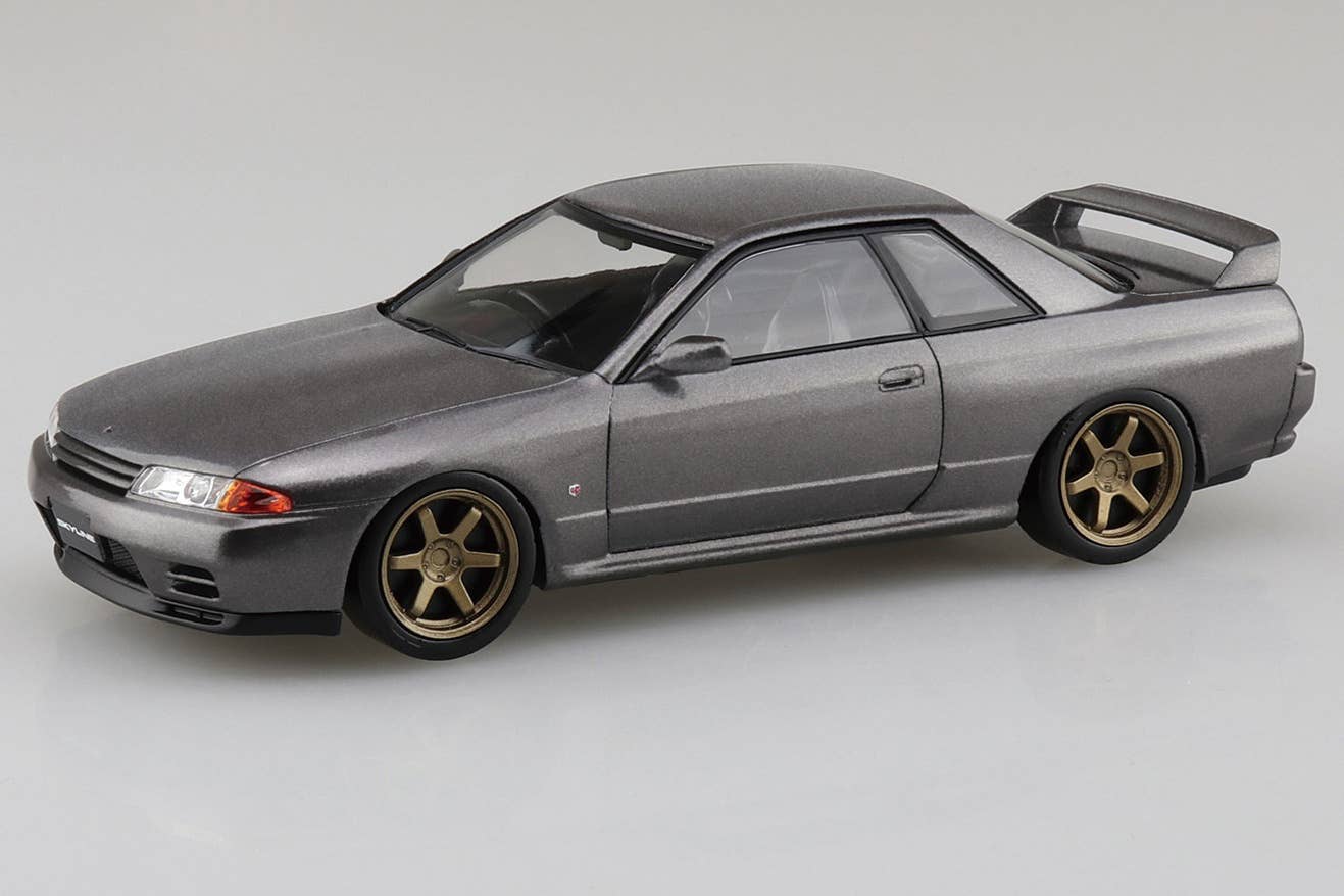 Aoshima 1/32 SNAP KIT Nissan R32 Skyline GT-R Custom Wheels (Gun-gray Metallic) | 4905083066348