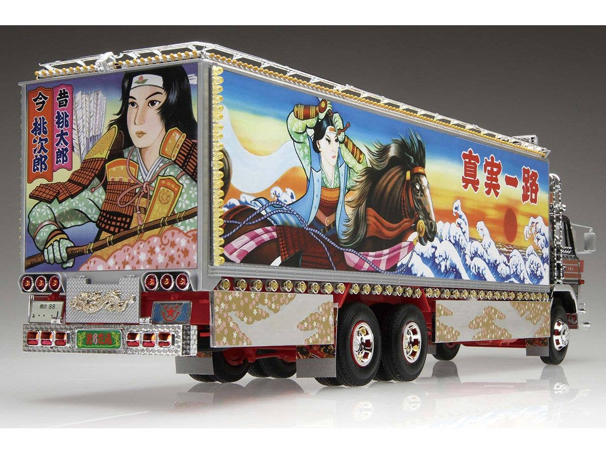 Aoshima 1/32 Ichibanboshi Otokoippiki Momojirou | 4905083066492
