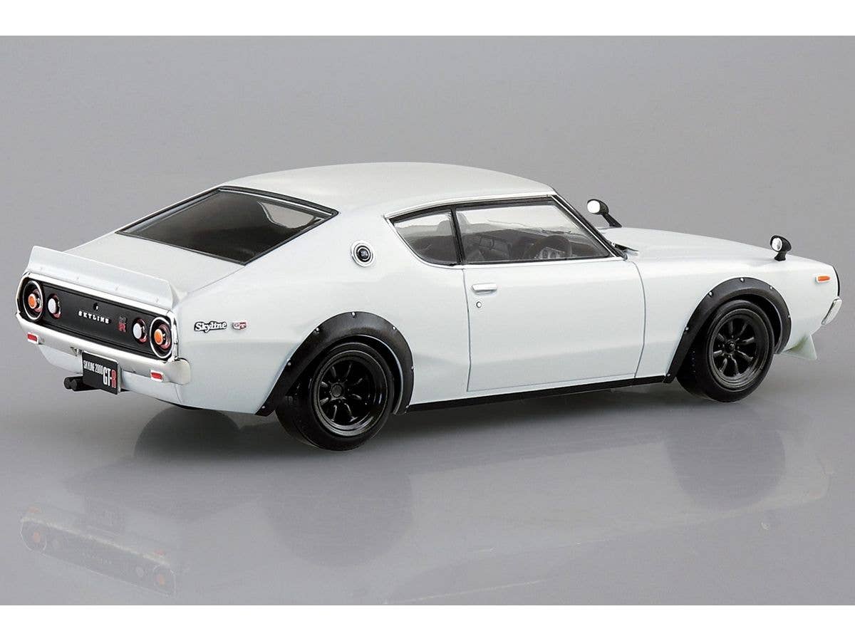 Aoshima 1/32 SNAP KIT #18-SP2 Nissan C110 Skyline GT-R Custom(White) | 4905083066836