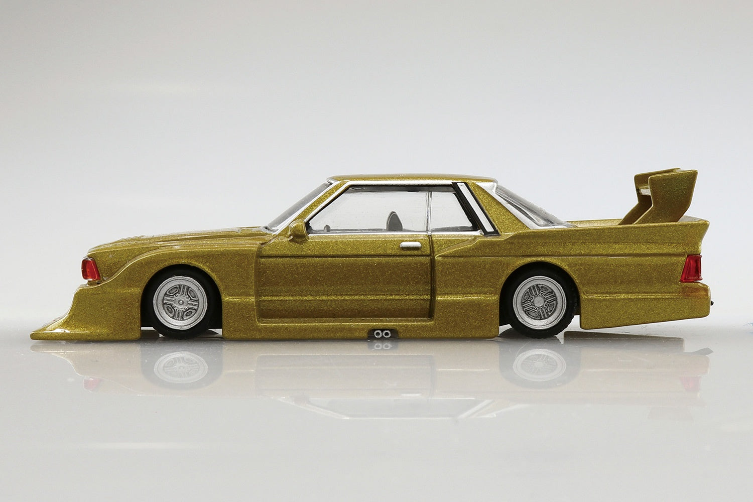Aoshima 1/64 Mini Car Grand Champion Collection Part.12, Blind Box of 12