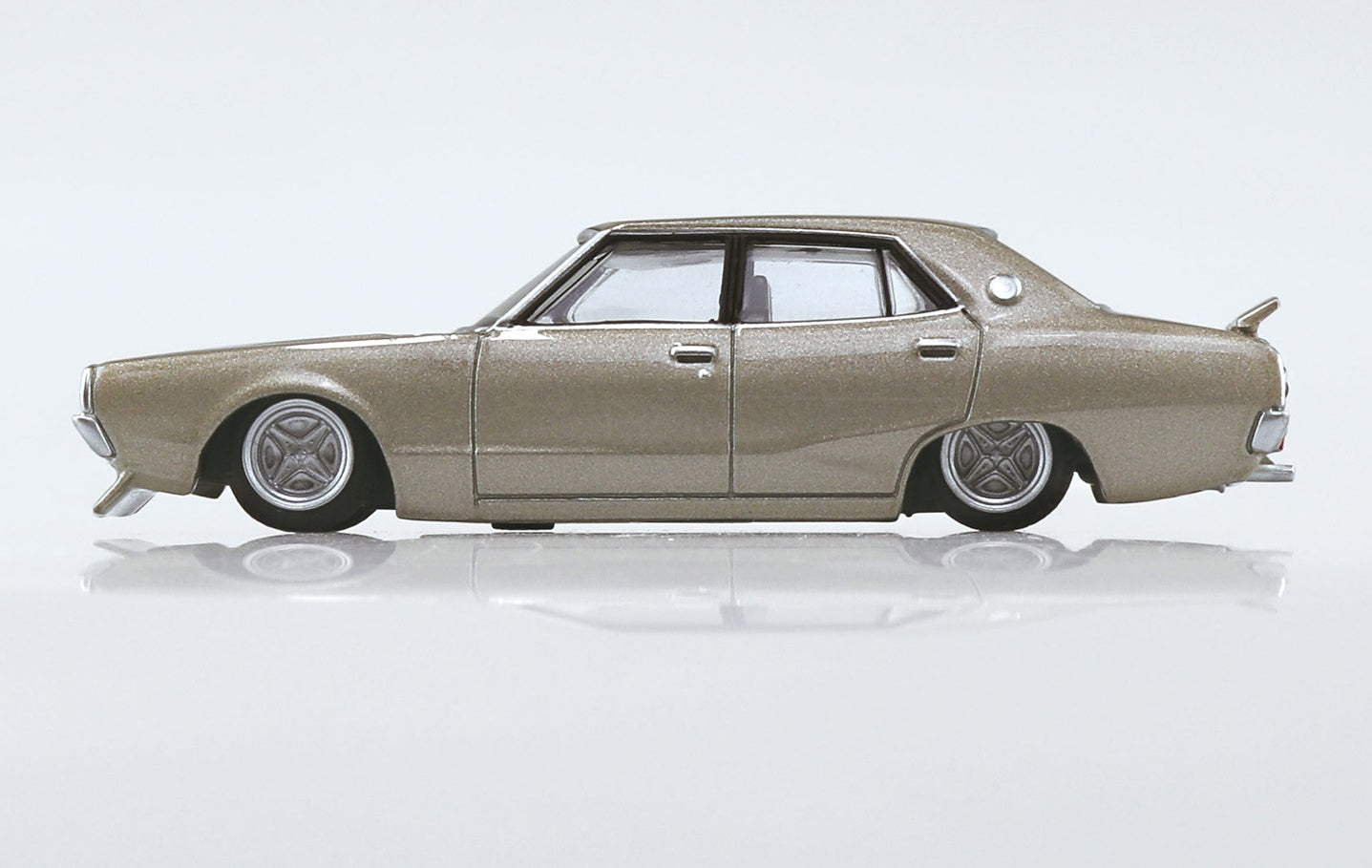 Aoshima 1/64 Mini Car Grand Champion Collection Part.14, Blind Box of 12