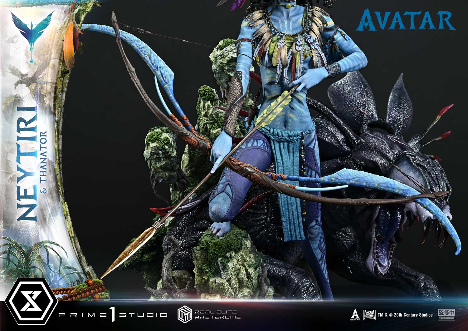 Real Elite Masterline Avatar (Film) Neytiri & Thanator Avatar Legacy Collection
