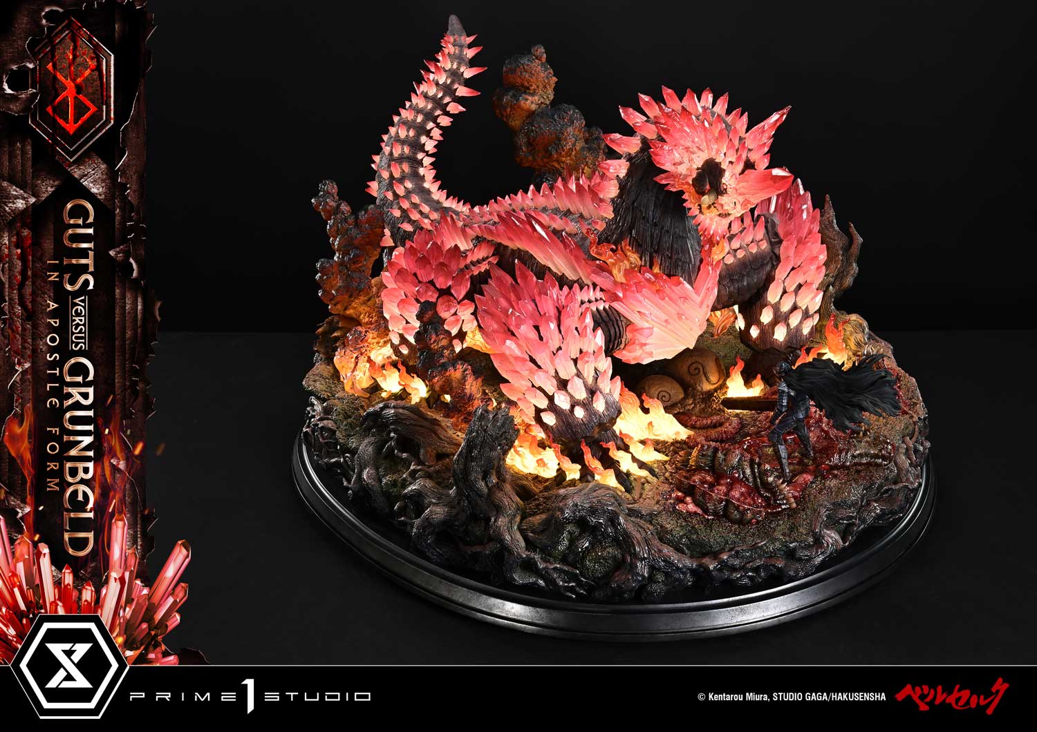 Ultimate Diorama Masterline Berserk Guts Versus Grunbeld in Apostle Form