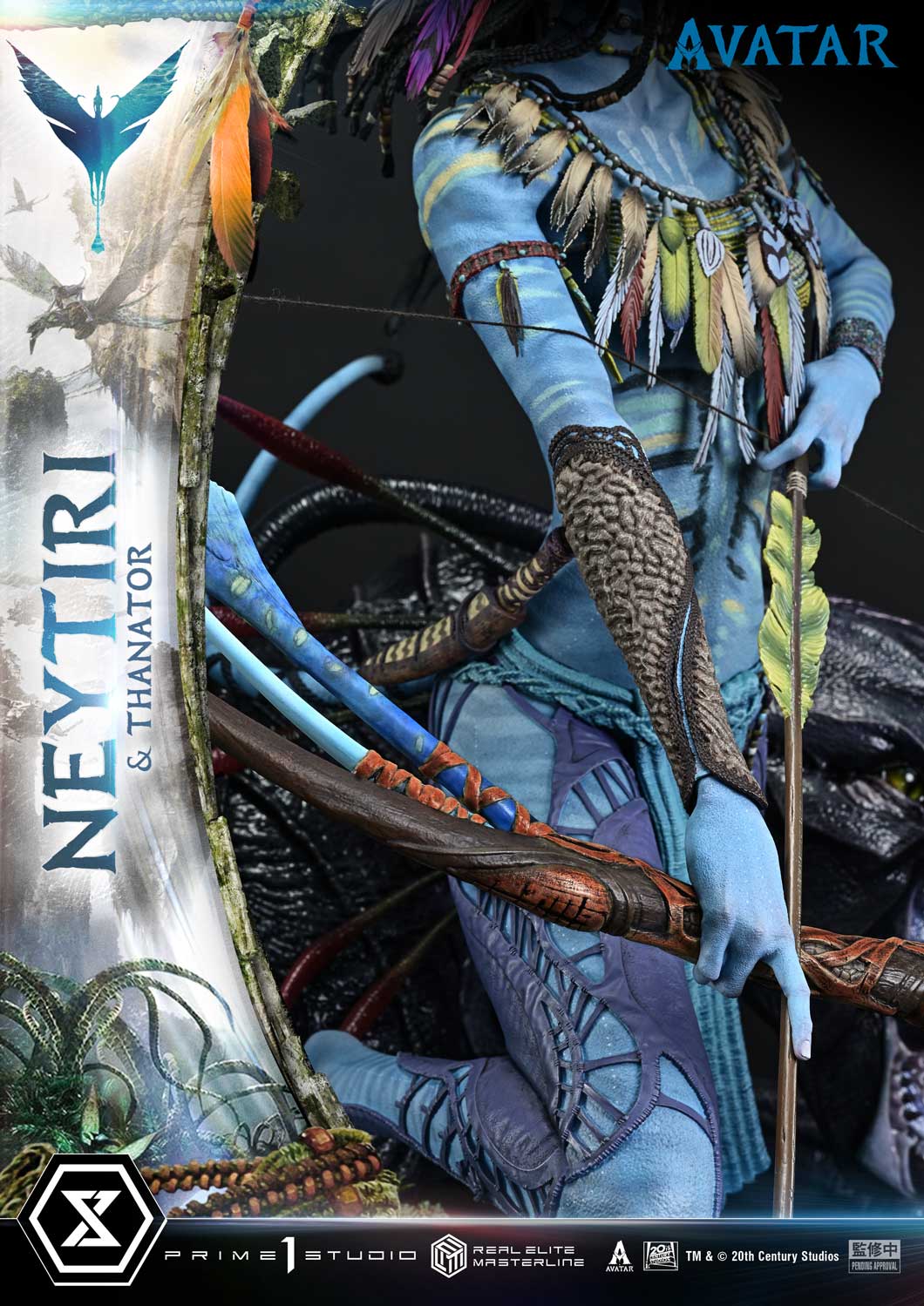 Real Elite Masterline Avatar (Film) Neytiri & Thanator Avatar Legacy Collection
