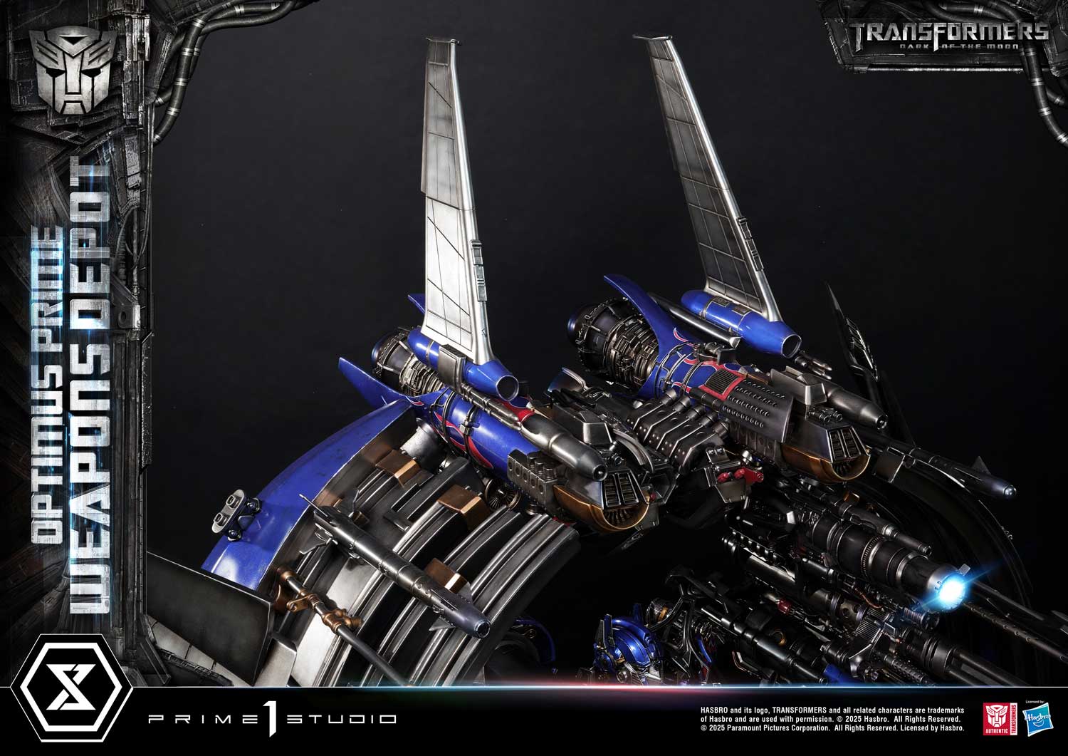 Museum Masterline Transformers: Dark of the Moon (Film) Optimus Prime Weapons Depot