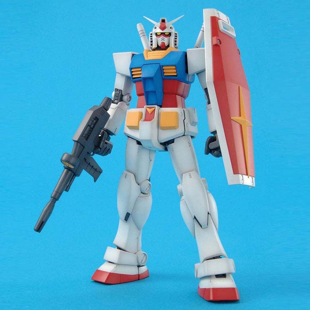 Bandai MG 1/100 RX-78-2 Gundam Ver.2.0 'Mobile Suit Gundam' | 4573102615831