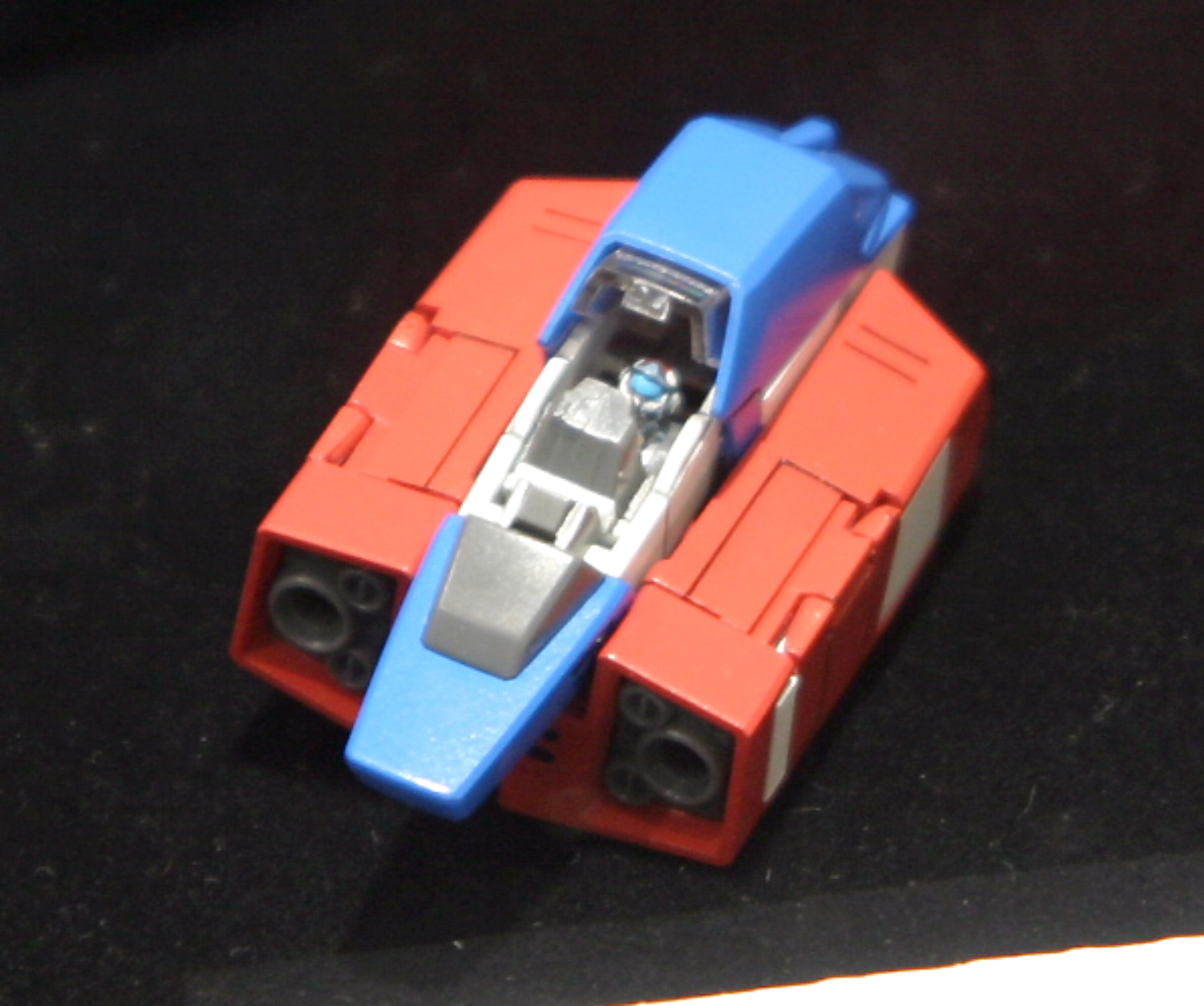 Bandai MG 1/100 RX-78-2 Gundam Ver.2.0 'Mobile Suit Gundam' | 4573102615831