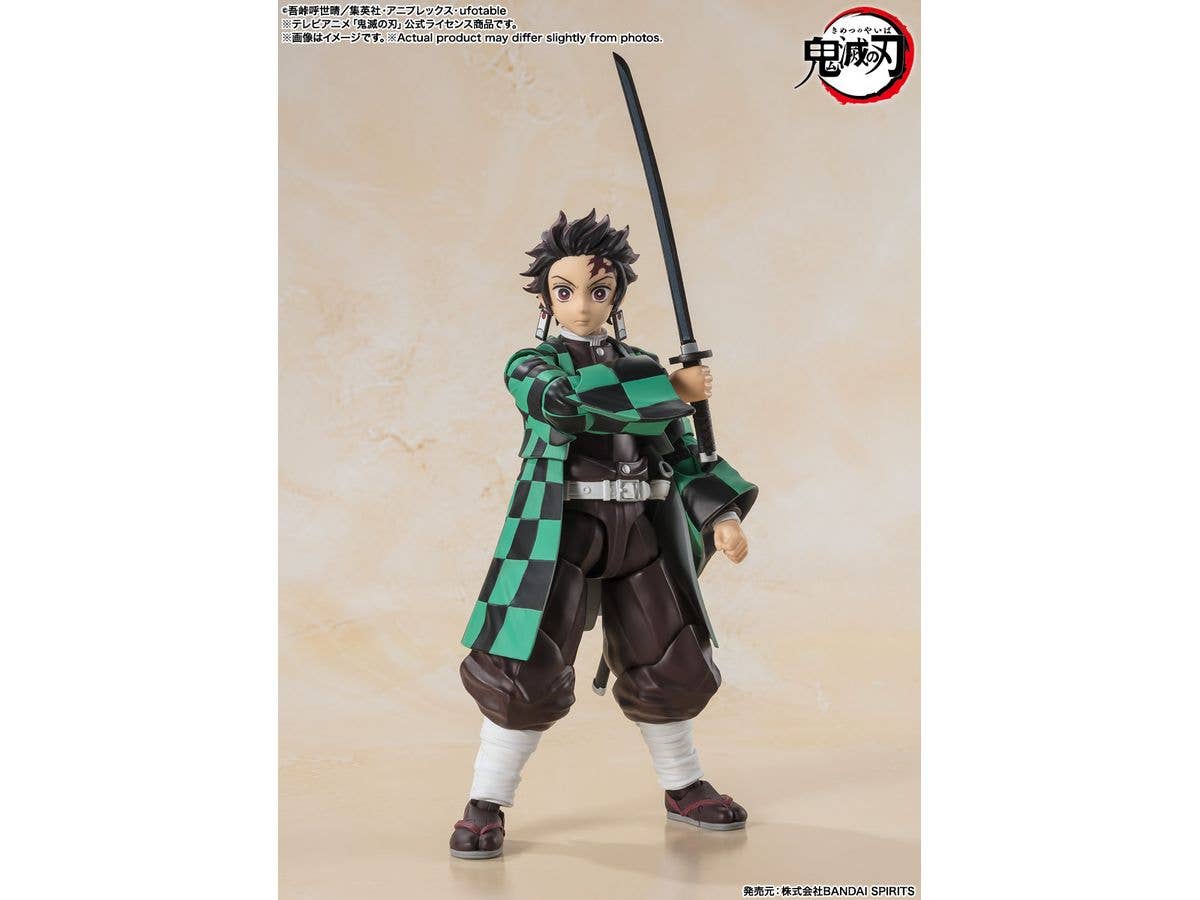 BANDAI Tamashii Tanjiro Kamado "Demon Slayer: Kimetsu no Yaiba", TAMASHII NATIONS S.H.Figuarts | 4573102664754