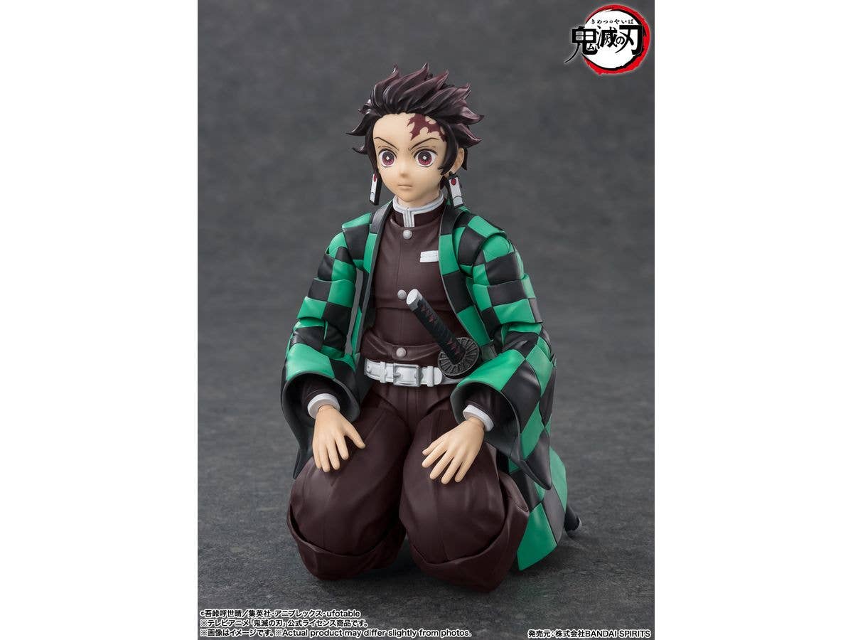 BANDAI Tamashii Tanjiro Kamado "Demon Slayer: Kimetsu no Yaiba", TAMASHII NATIONS S.H.Figuarts | 4573102664754