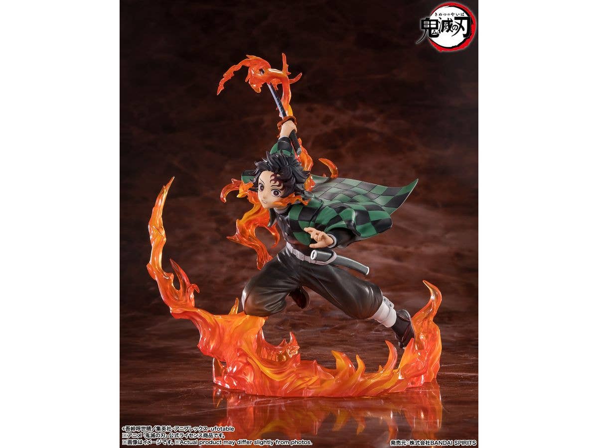 TAMASHII NATIONS TANJIRO KAMADO KYOJURO RENGOKU'S SWORD GUARD ver. "Demon Slayer: Kimetsu no Yaiba", TAMASHII NATIONS FiguartsZERO | 4573102676016