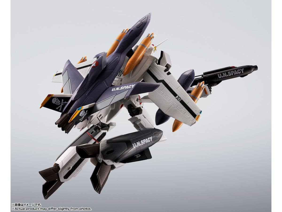 TAMASHII NATIONS VF-0S Phoenix (Roy Focker Use) + QF-2200D-B Ghost Macross, TAMASHII NATIONS Hi-Metal R | 4573102692573