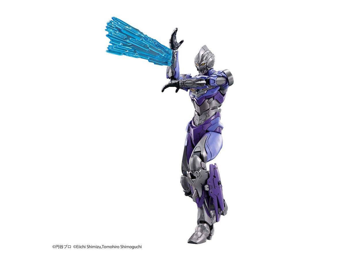 Bandai Spirits Hobby Figure-Rise Standard 1/12 Ultraman Suit Tiga Sky Type (Action Ver.) 'Ultraman' | 4573102616685