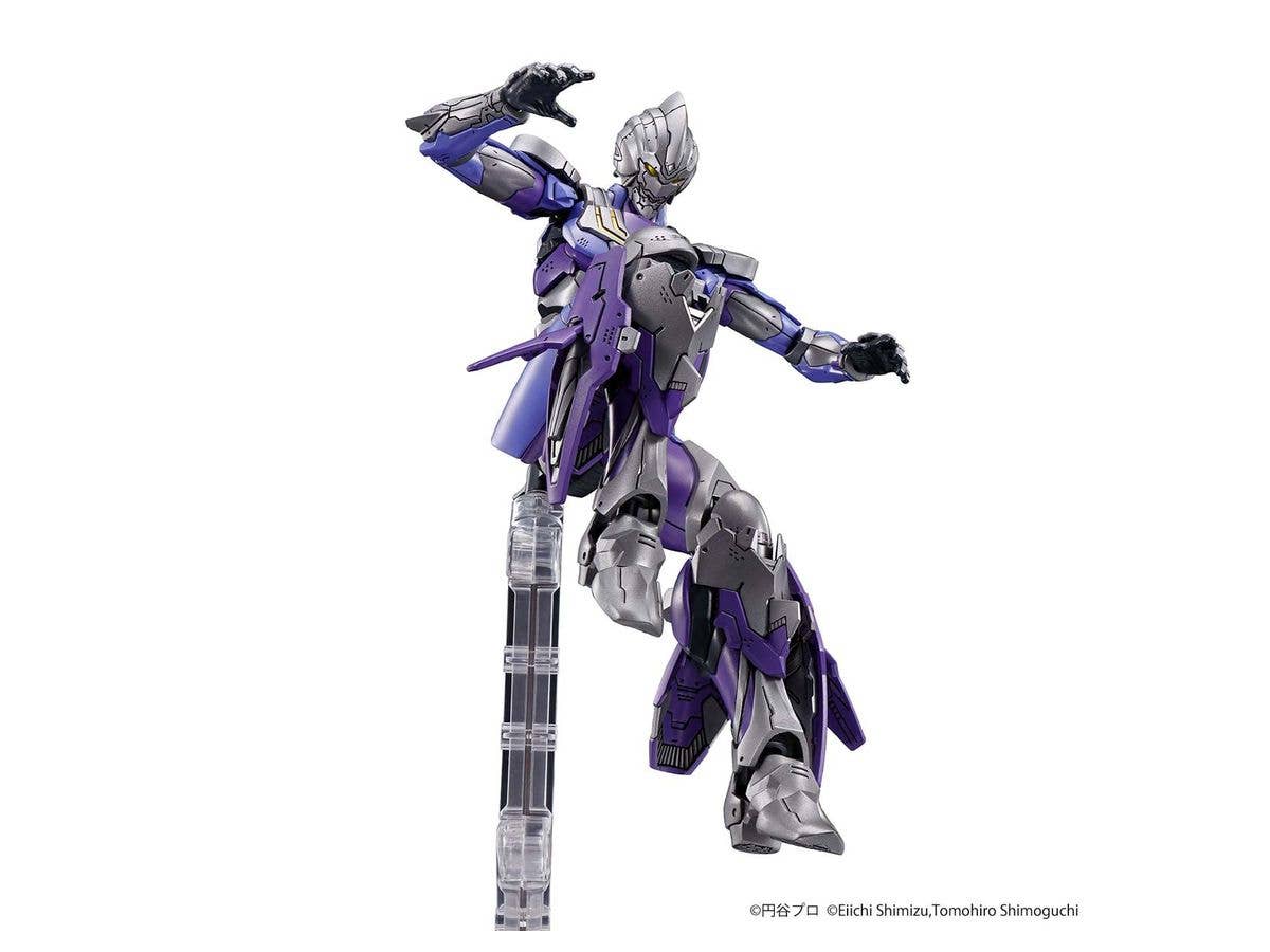 Bandai Spirits Hobby Figure-Rise Standard 1/12 Ultraman Suit Tiga Sky Type (Action Ver.) 'Ultraman' | 4573102616685