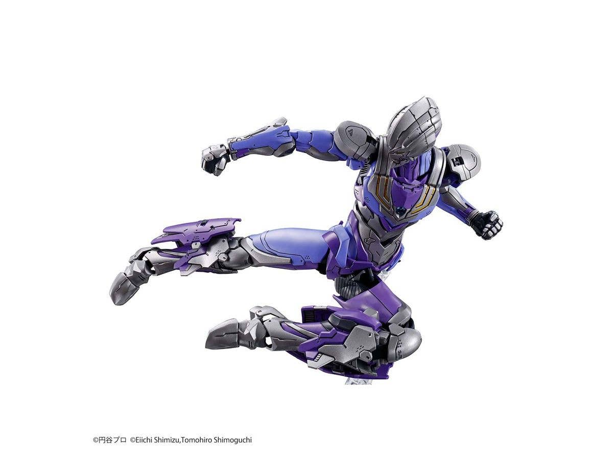 Bandai Spirits Hobby Figure-Rise Standard 1/12 Ultraman Suit Tiga Sky Type (Action Ver.) 'Ultraman' | 4573102616685