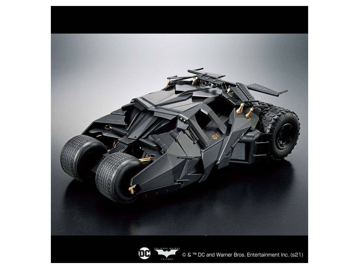 1/35 SCALE MODEL KIT BATMOBILE (BATMAN BEGINS Ver.) | 4573102621849