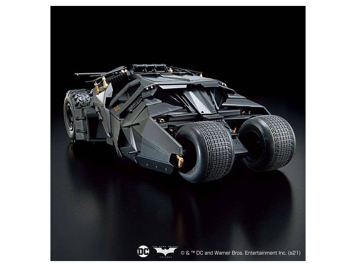 1/35 SCALE MODEL KIT BATMOBILE (BATMAN BEGINS Ver.) | 4573102621849