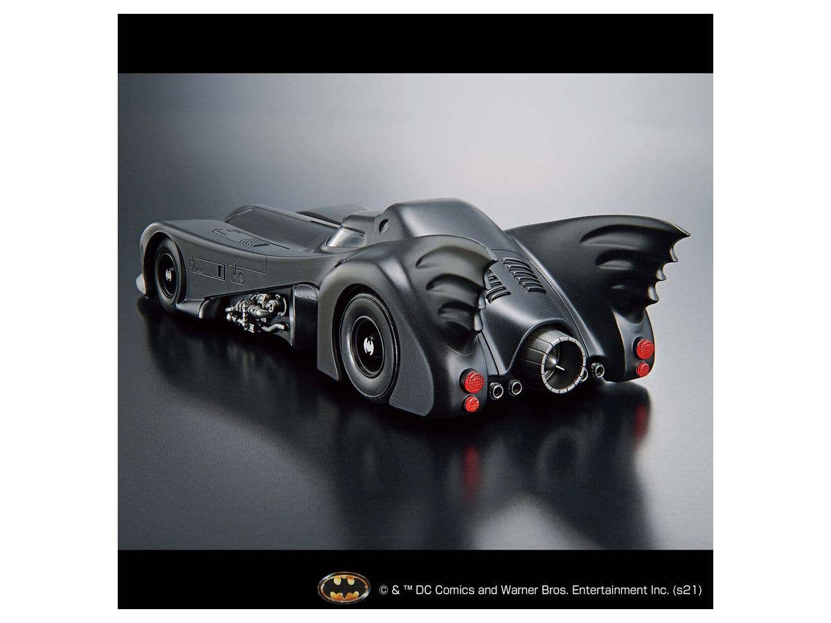 1/35 SCALE MODEL KIT BATMOBILE (BATMAN Ver.) | 4573102621856