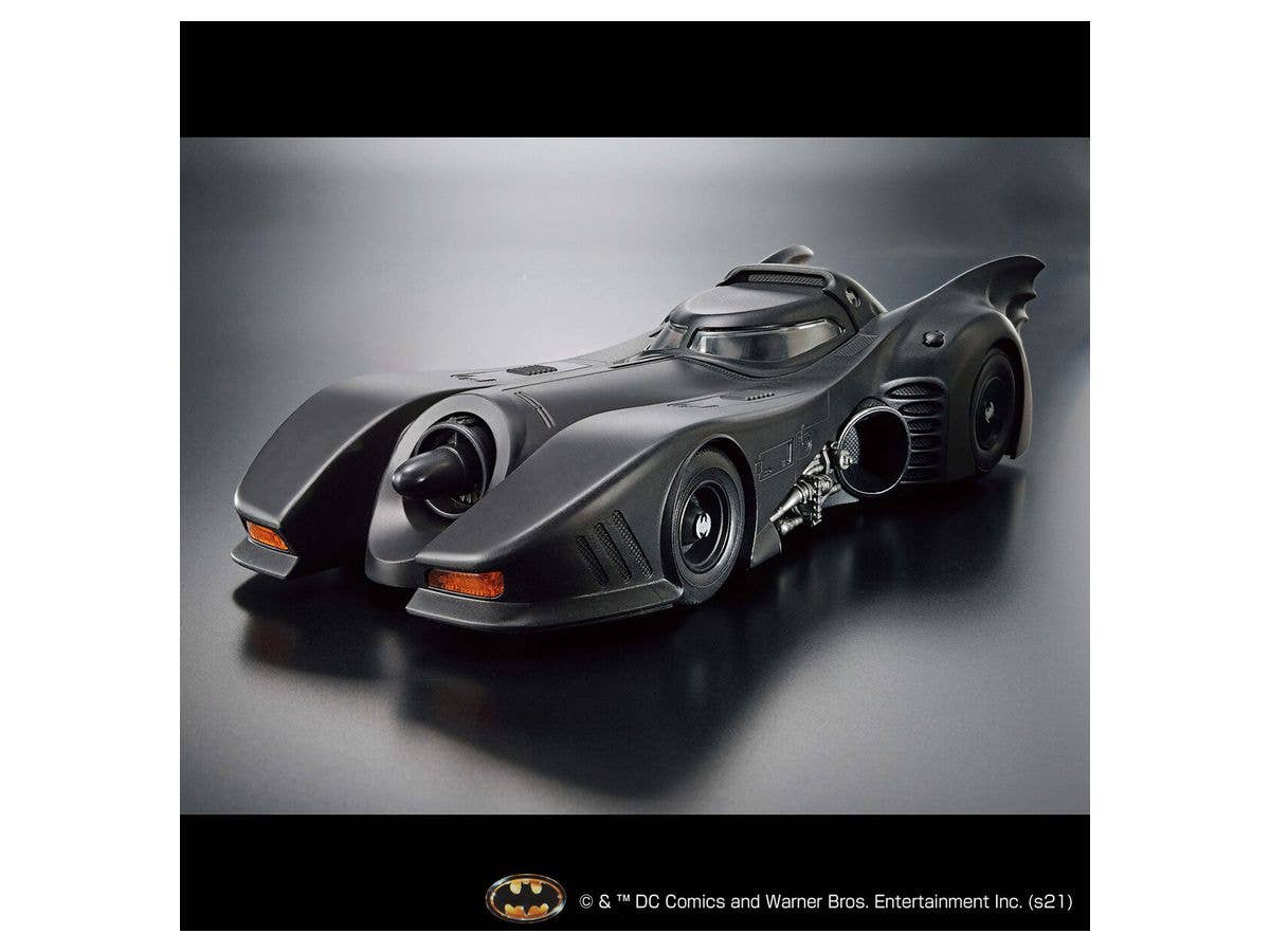 1/35 SCALE MODEL KIT BATMOBILE (BATMAN Ver.) | 4573102621856