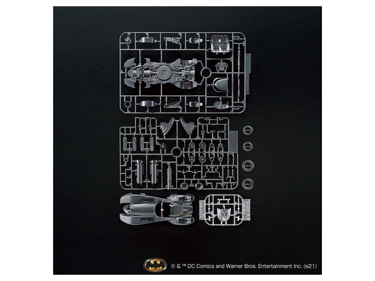 1/35 SCALE MODEL KIT BATMOBILE (BATMAN Ver.) | 4573102621856