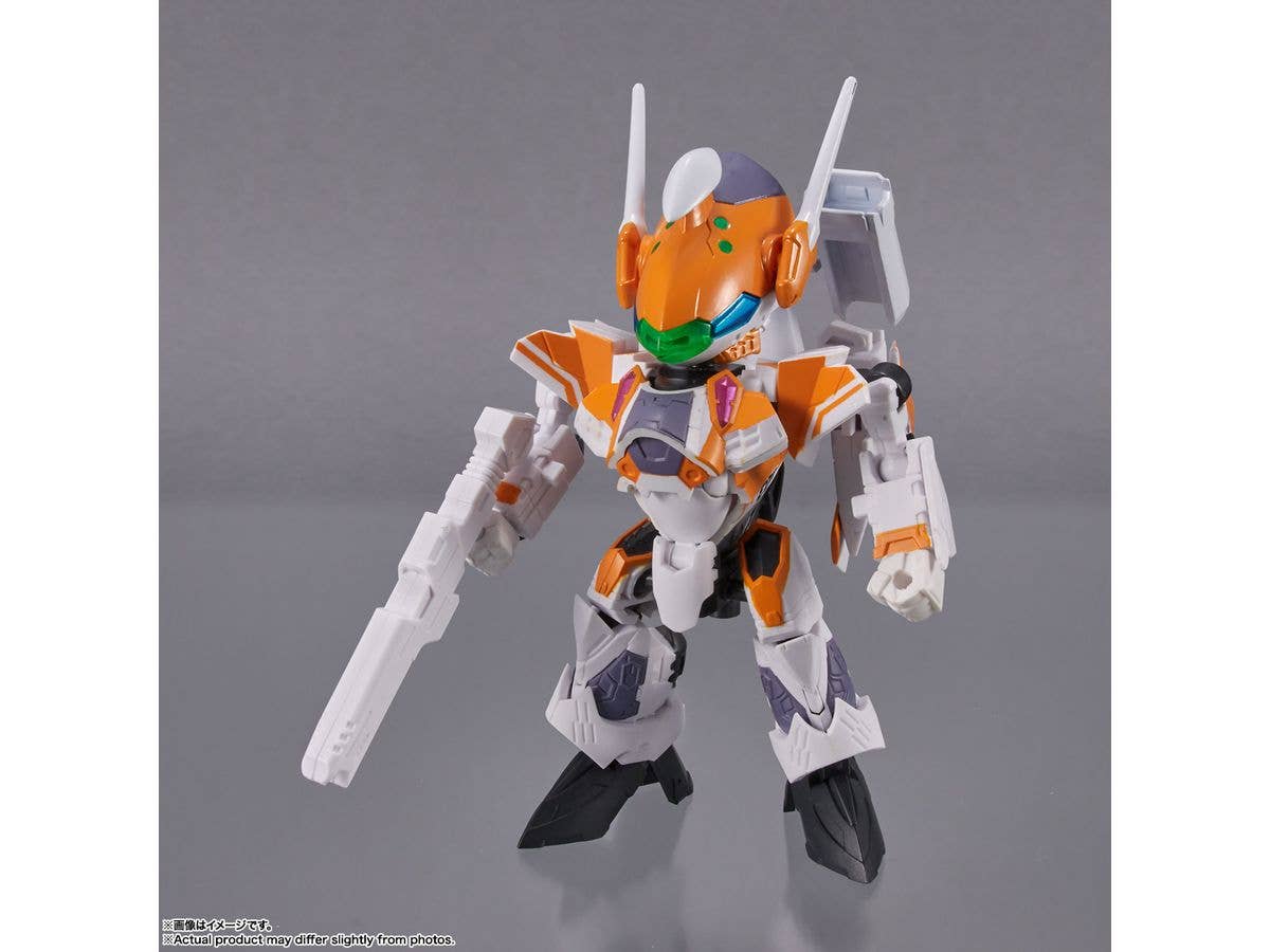 BANDAI Spirits VF-31E SIEGFRIED(CHUCK MUSTANG USE) with REINA PROWLER | 4573102649737