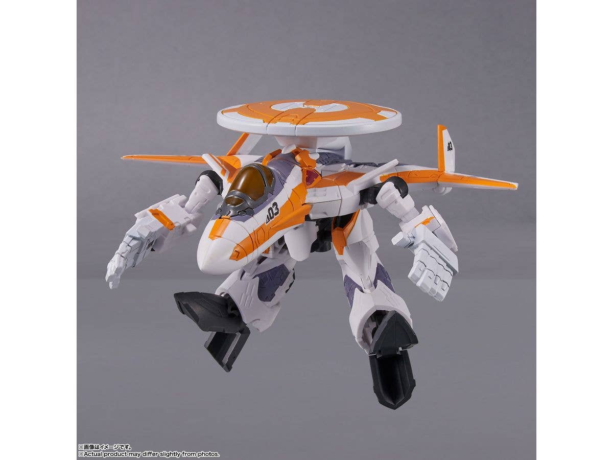 BANDAI Spirits VF-31E SIEGFRIED(CHUCK MUSTANG USE) with REINA PROWLER | 4573102649737