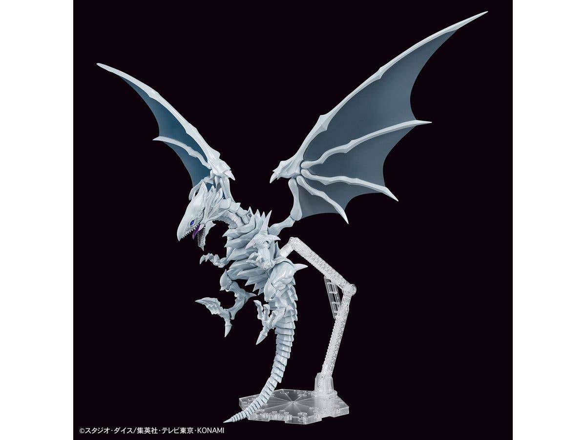 Figure-rise Standard Amplified Blue-Eyes White Dragon | 4573102650221