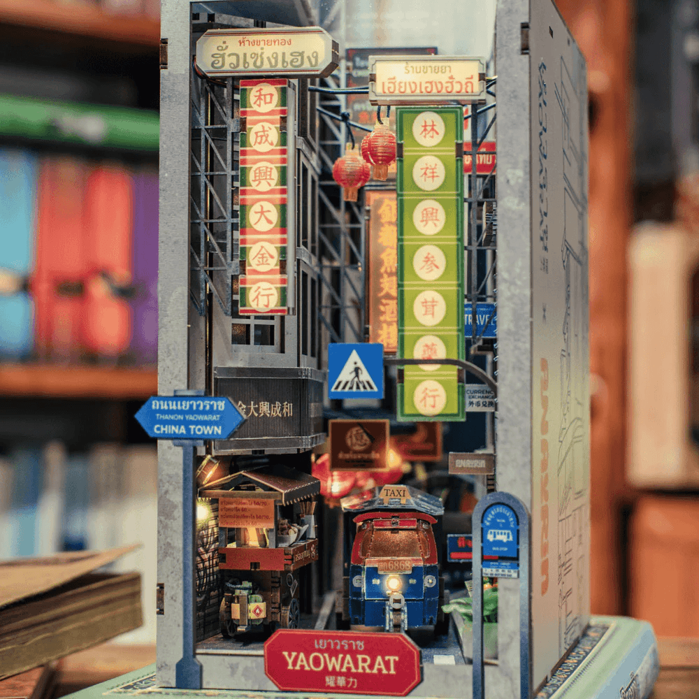 Bangkok Yaowarat Book Nook Kit | 8881300806088