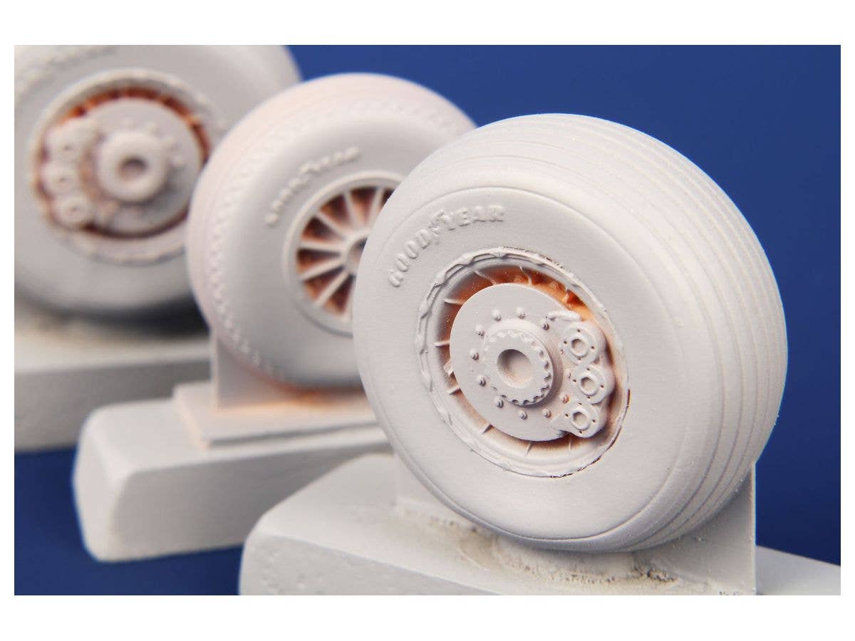 CMK 1/48 A-26 Invader Wheels Late Type / for ICM kit | 8595593128702