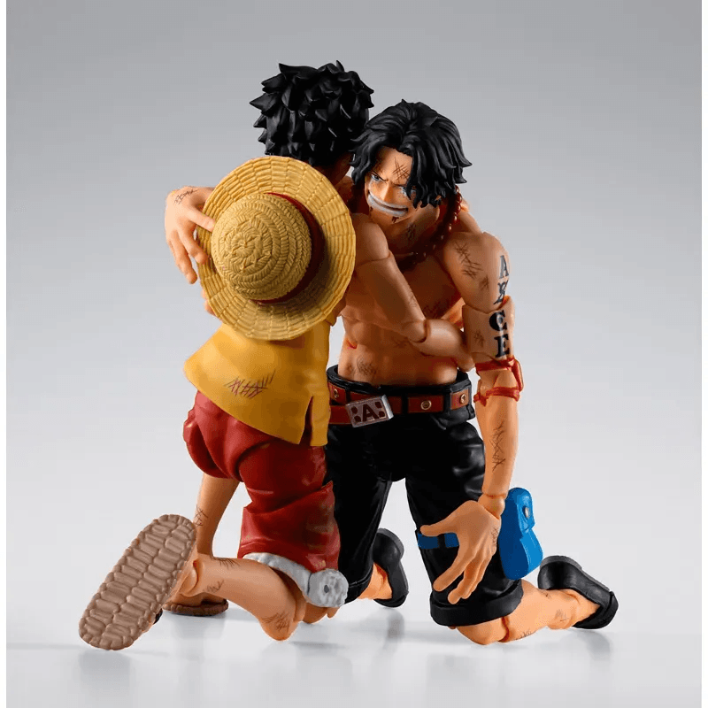 S.H.Figuarts PORTGAS.D.ACE -MARINEFORD- (P-Bandai Exclusive) | 4573102721266