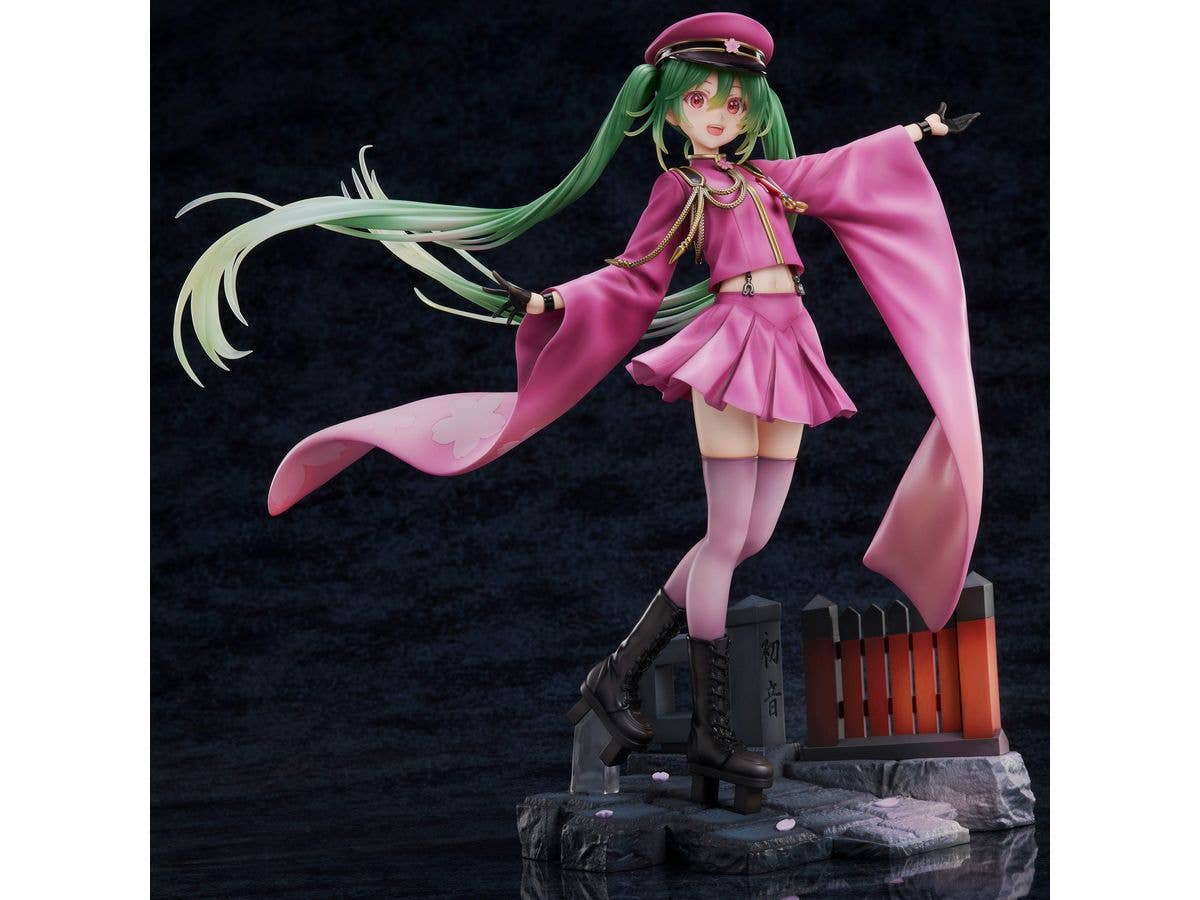 Design COCO Hatsune Miku Senbonzakura 10th Anniversary ver. 1/7 Complete Figure | 4595643112174