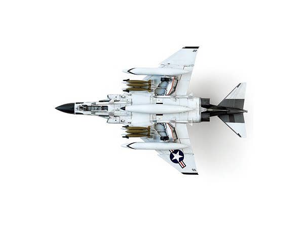 Doyusha 1/72 F-4J Phantom II "Showtime100” | 4975406412800