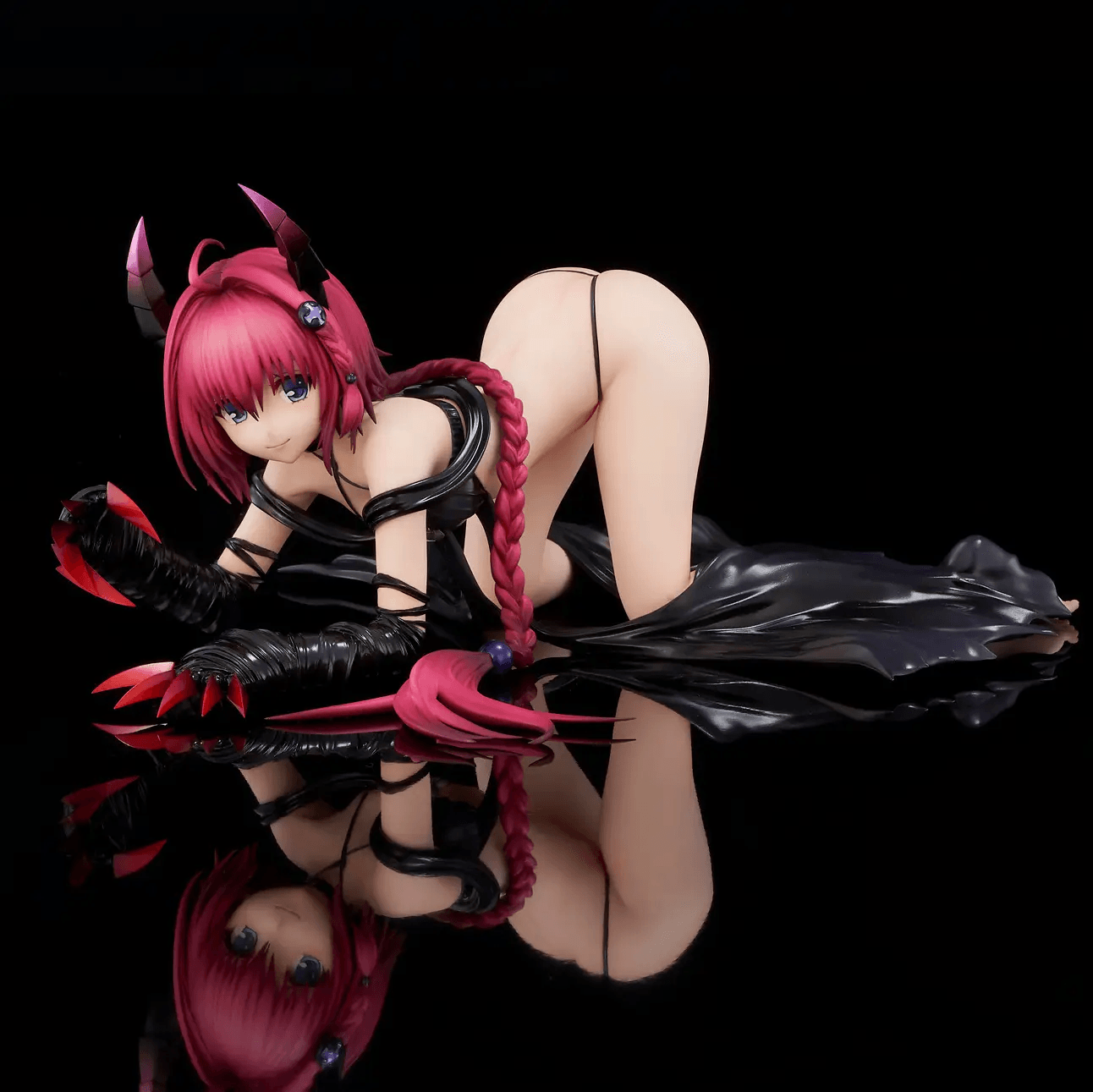 To Love-Ru Darkness – Mea Kurosaki Darkness Ver. 1/6 Scale (Renewal Package Edition) | 4589642716532