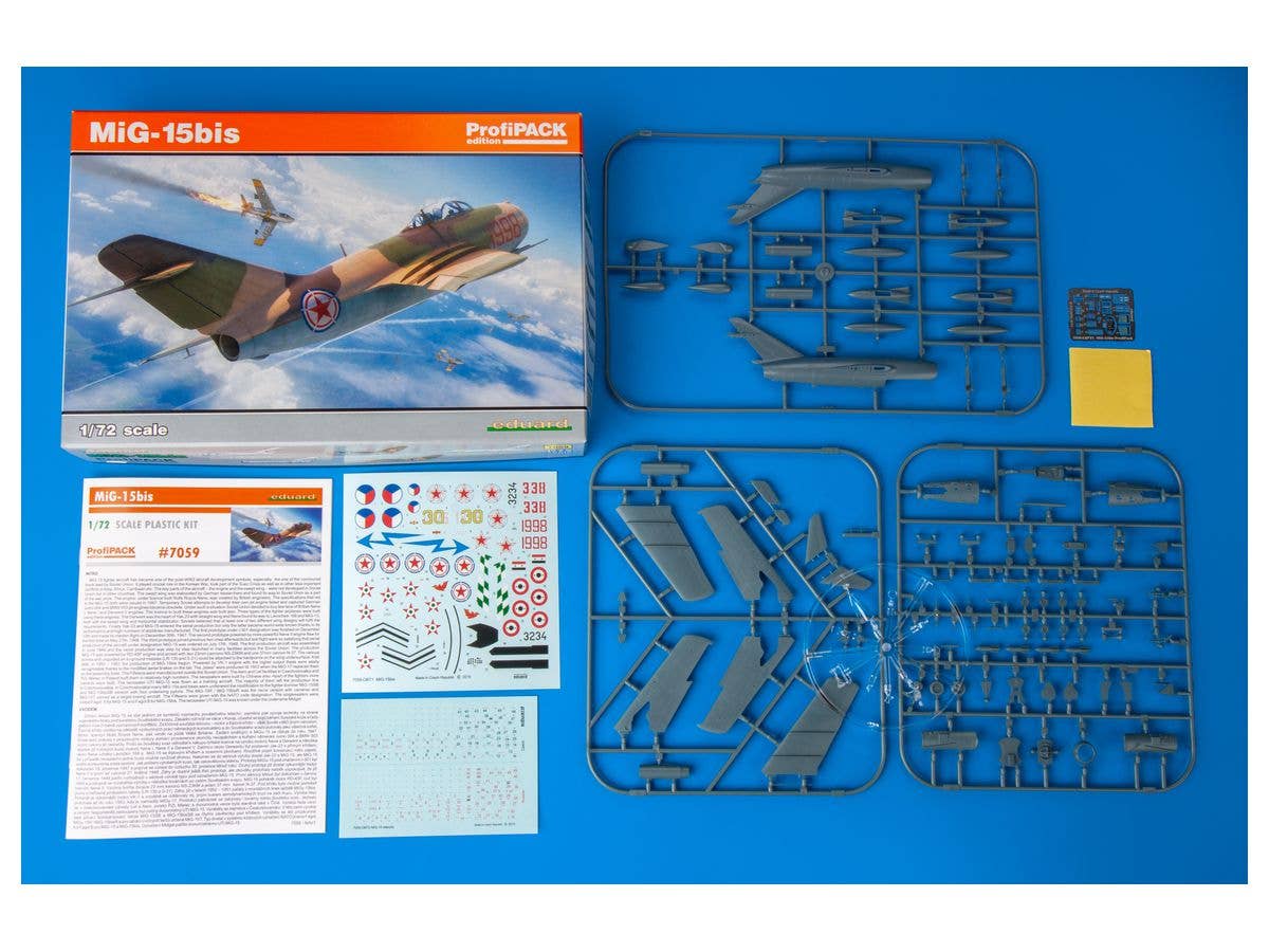 Eduard 1/72 MiG-15bis ProfiPACK Edition | 8591437544097