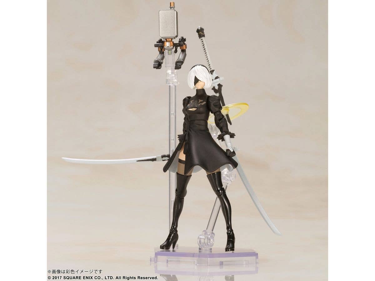 SQUARE ENIX NieR:Automata® Plastic Model Kit – 2B & 9S | 4988601371858