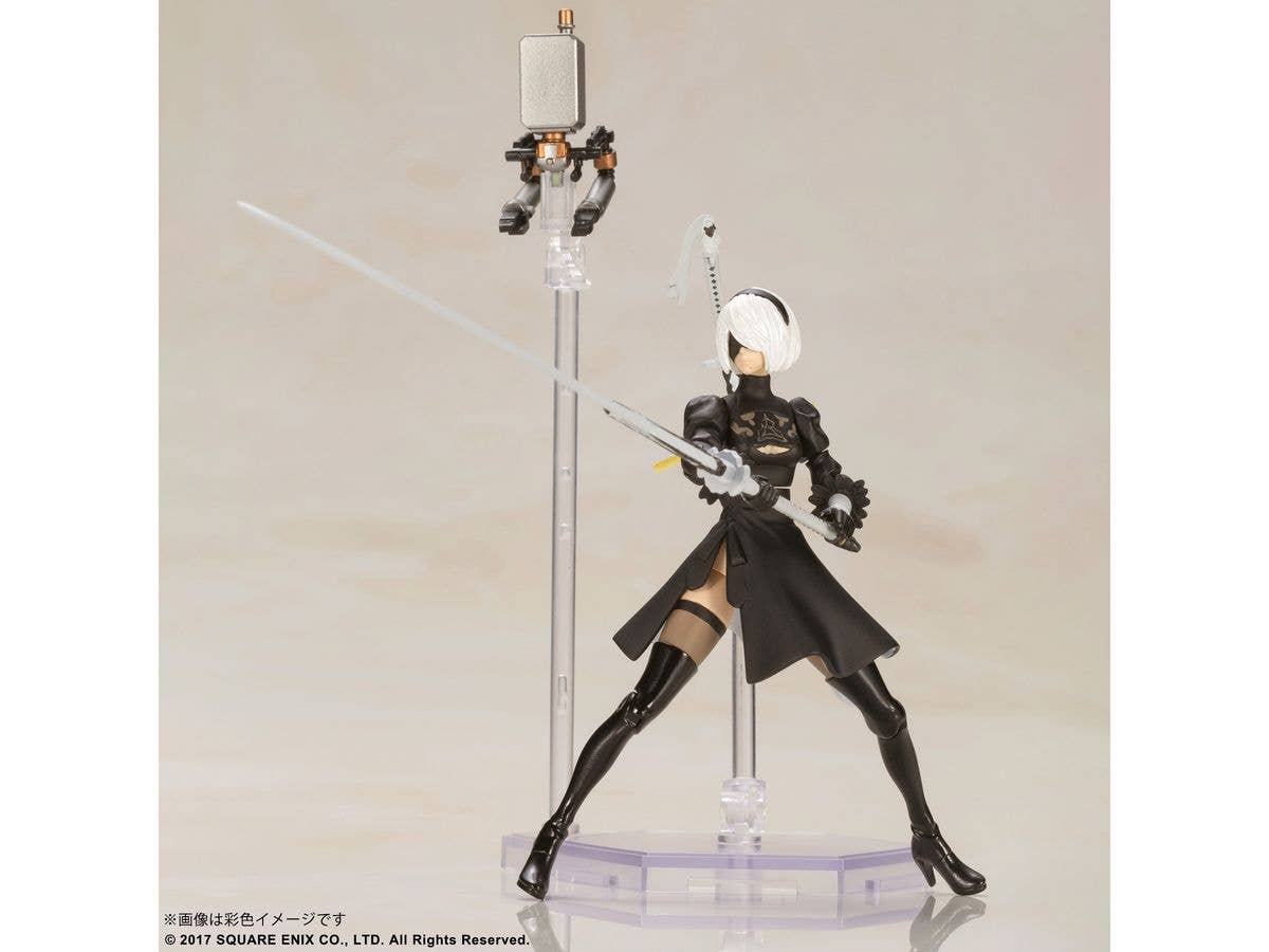 SQUARE ENIX NieR:Automata® Plastic Model Kit – 2B & 9S | 4988601371858
