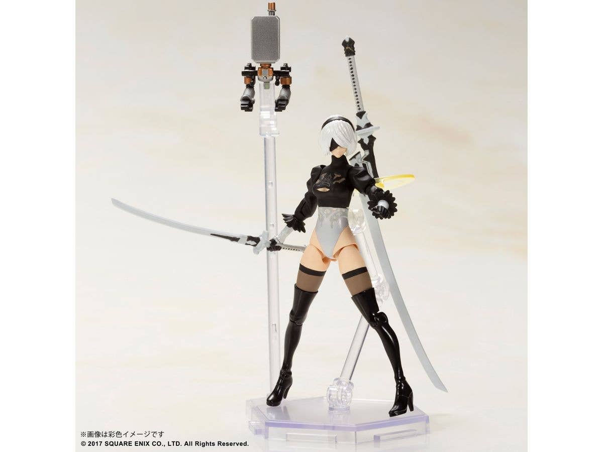 SQUARE ENIX NieR:Automata® Plastic Model Kit – 2B & 9S | 4988601371858