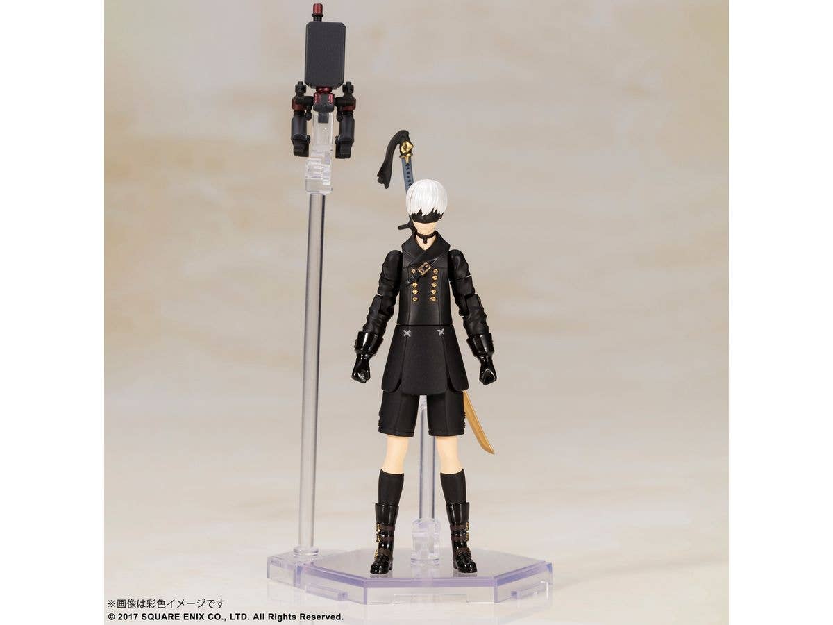 SQUARE ENIX NieR:Automata® Plastic Model Kit – 2B & 9S | 4988601371858