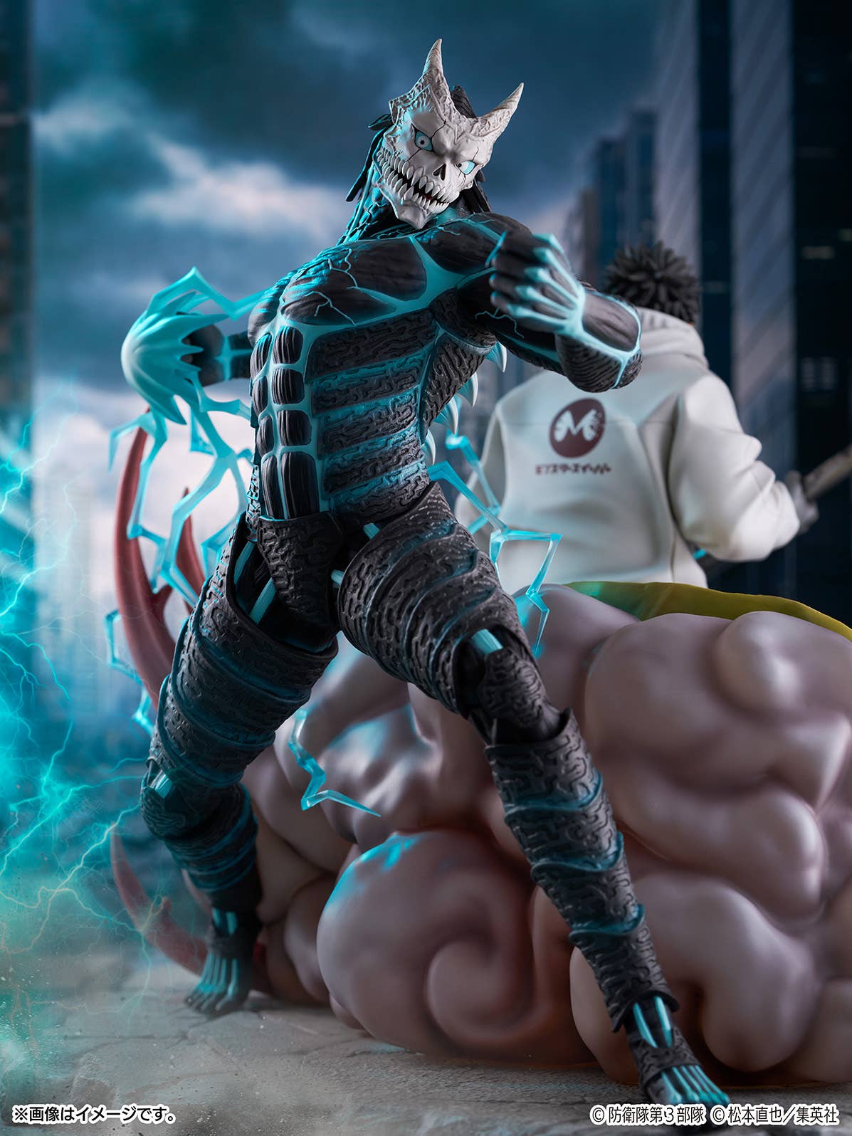 Kaiju No. 8 & Kafka Hibino 1/7 Scale Figure | 4580787175956