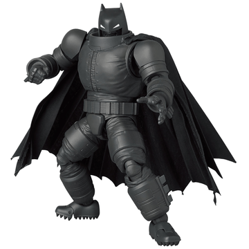 MAFEX Armored Batman (TDKR)